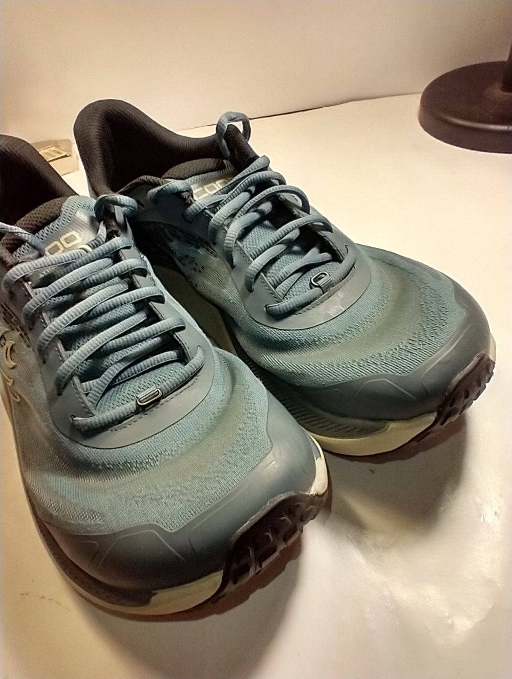Topo Athletic Ultraventure 4 Stone/Grey Trail Running Shoes Women's sz 10.5. - Picture 11 of 11